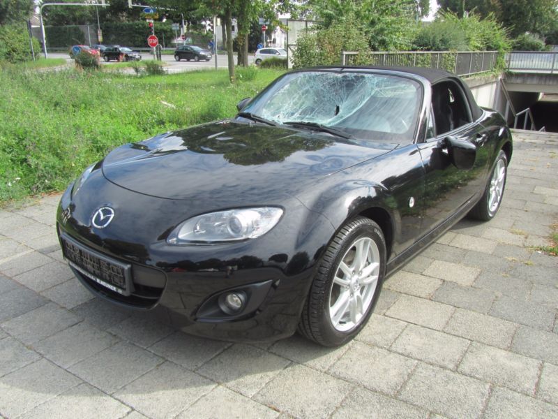 Left hand drive MAZDA MX 5 1.8 Center-Line
